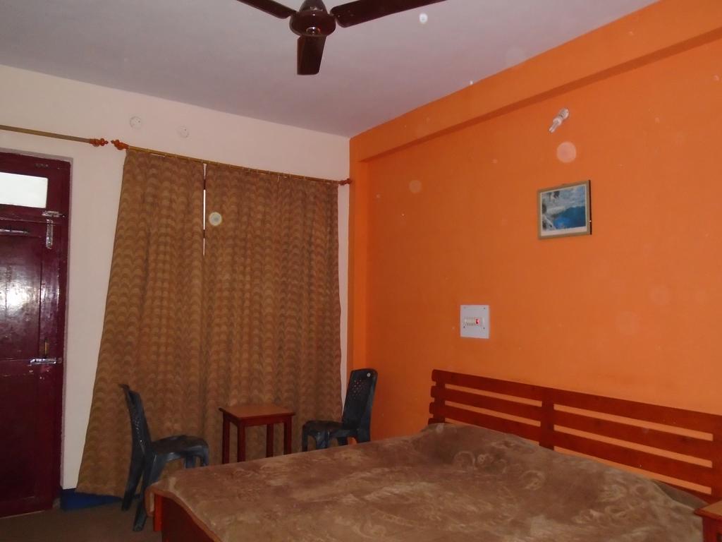 New Dolma Hotel Almora Esterno foto