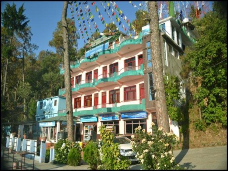 New Dolma Hotel Almora Esterno foto
